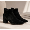 Chinese Laundry NWOT Faux Suede Ankle Booties GNO Classy Minimalist Preppy 7.5