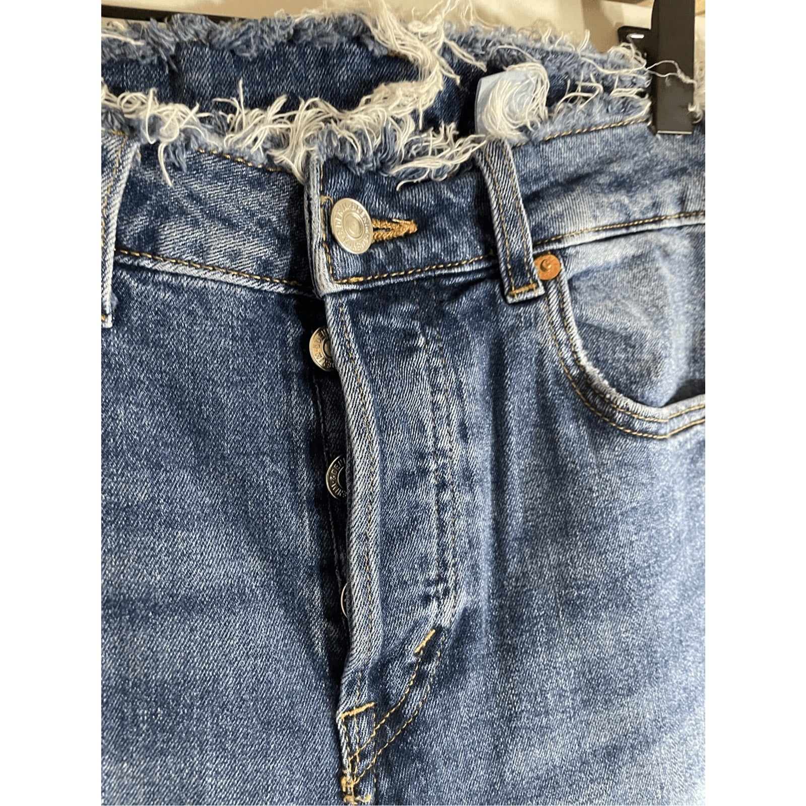 H & M Distressed Raw Hem High Rise Streetwear Comfy Indie Skinny Jeans SZ 28