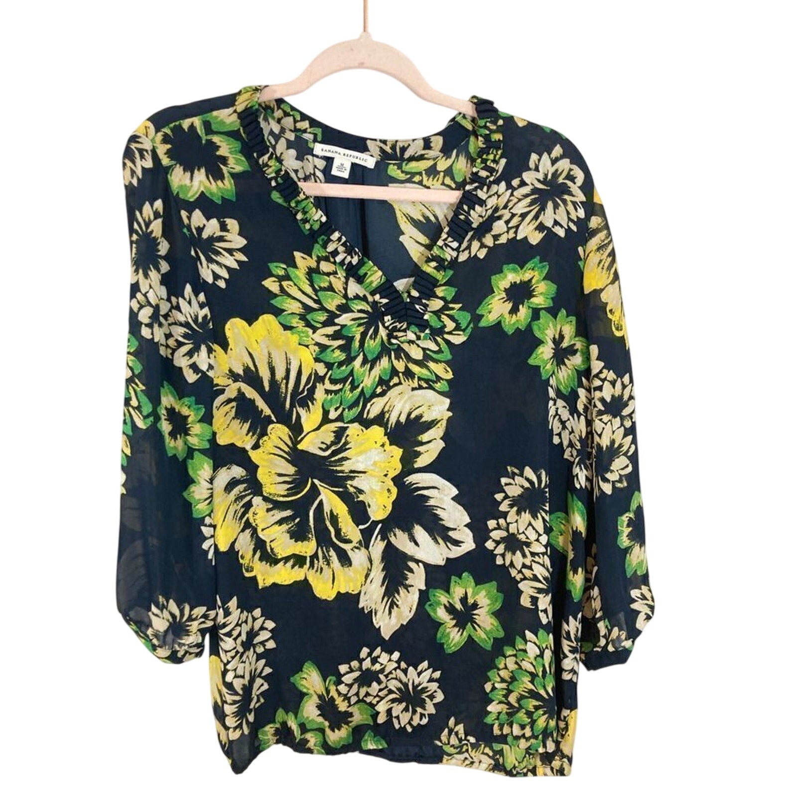 Banana Republic Floral Long Sleeve Bohemian Minimalist Coastal Grandma Blouse