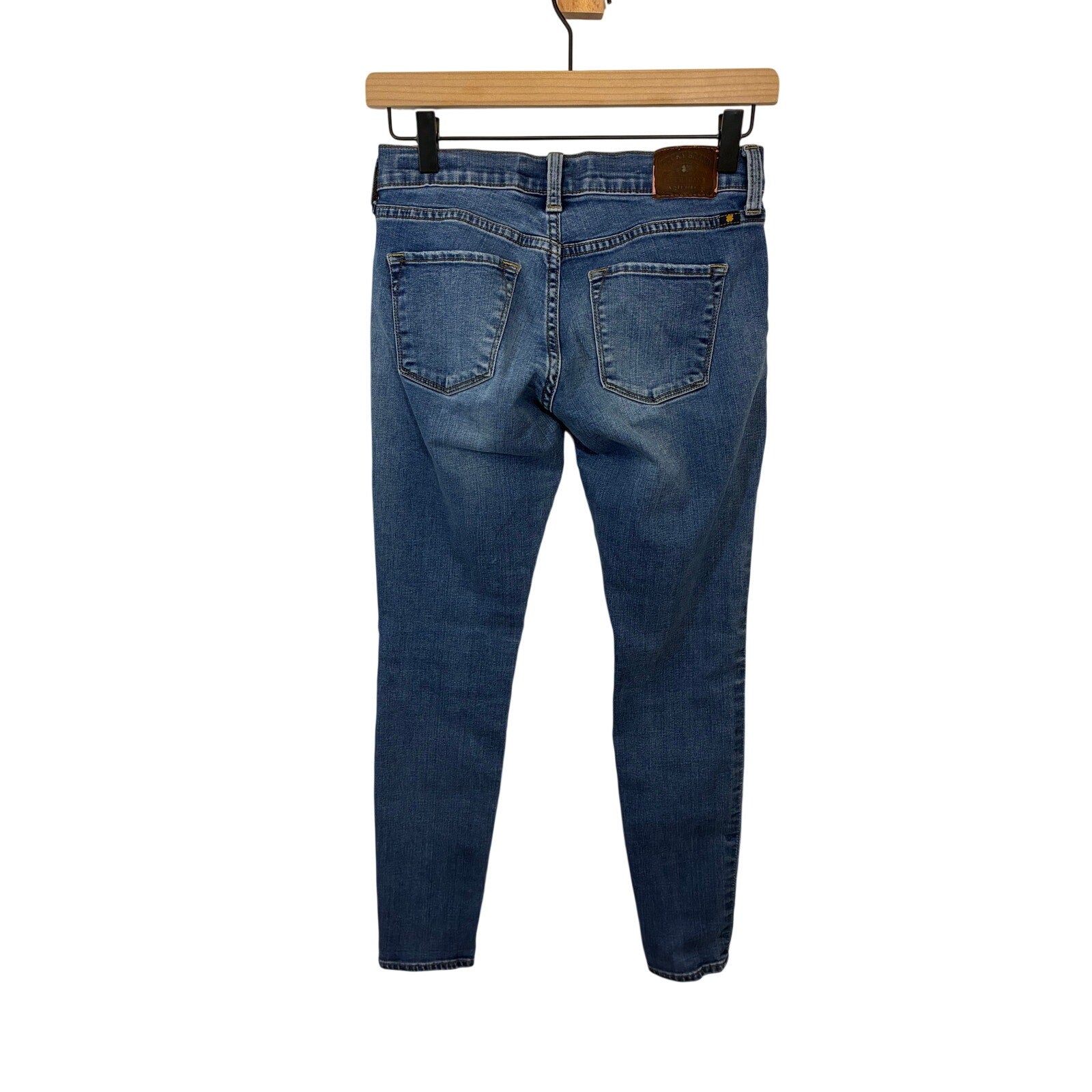 Lucky Brand Charlie Skinny Jeans Women’s Size 0/25 Mid Rise Stretch Denim