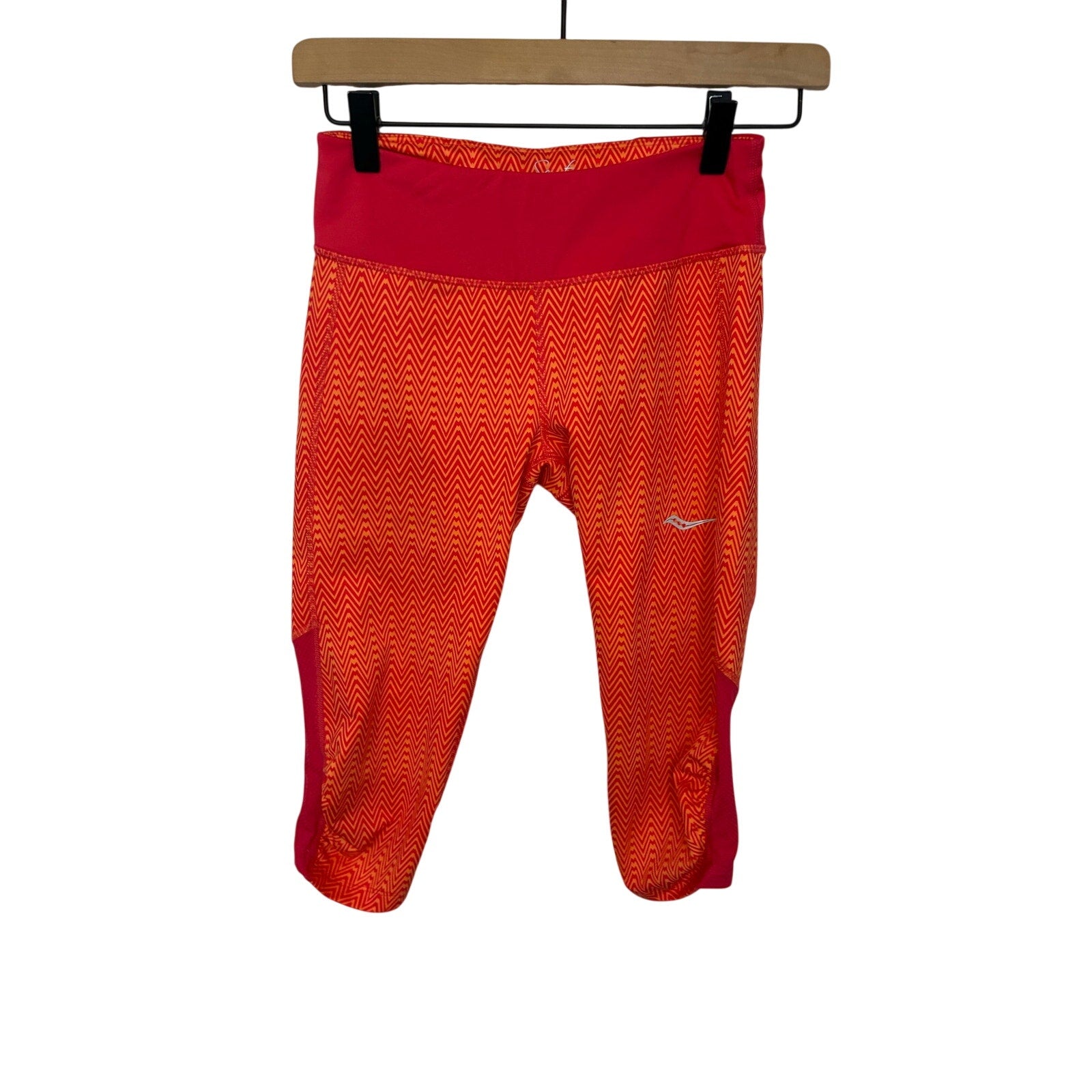 Saucony Scoot Mini Capri Running Tights Womens Orange Pink Chevron Performance