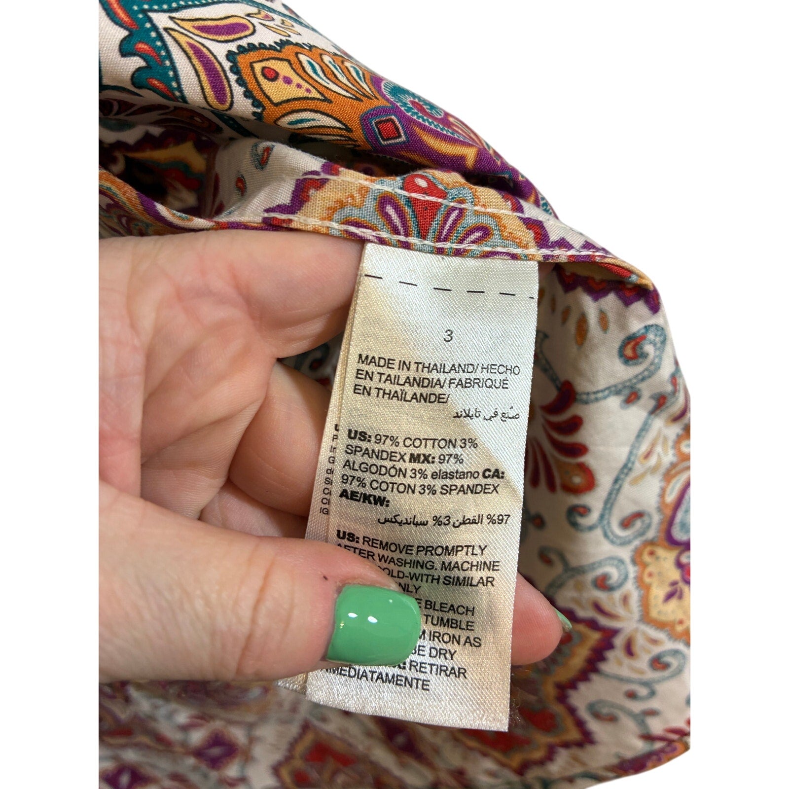 Chico’s Multicolor Medallion Print No Iron Button-Back Shirt Size 3 Retro