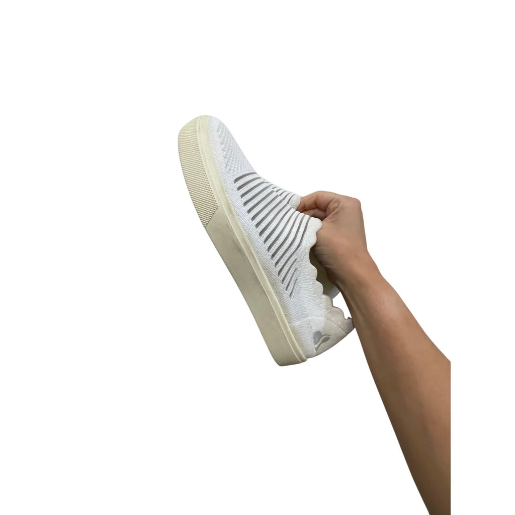 Skechers Women's Poppy Breezy Street Slip-On Sneaker White 8.5 Casual EUC