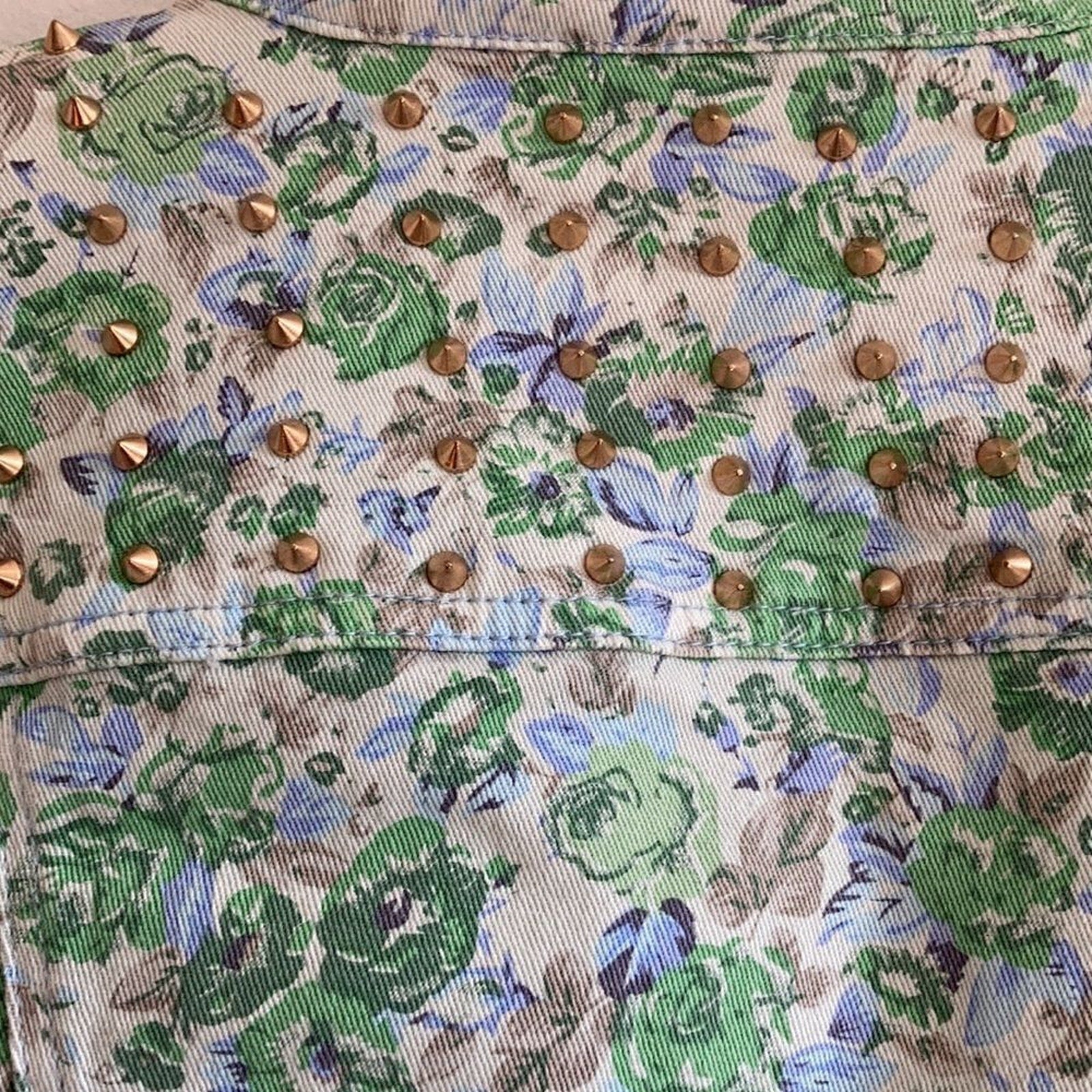 Buffalo David Bitton NWT Floral Studded Crop Denim Cowboy Rodeo Western Boho S