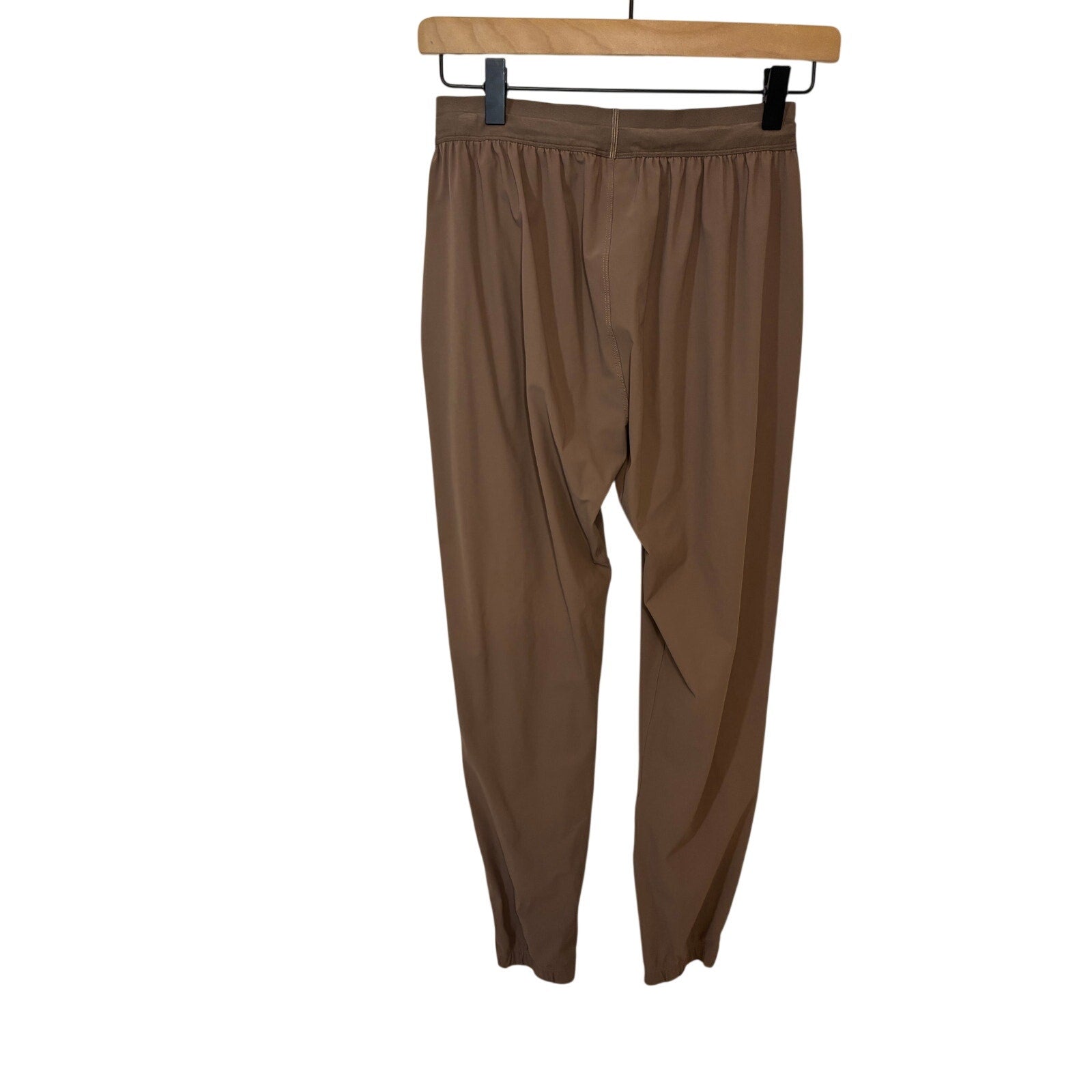 Gymshark Interlock Tech Joggers Taupe Womens S Athleisure Minimalist Gorpcore