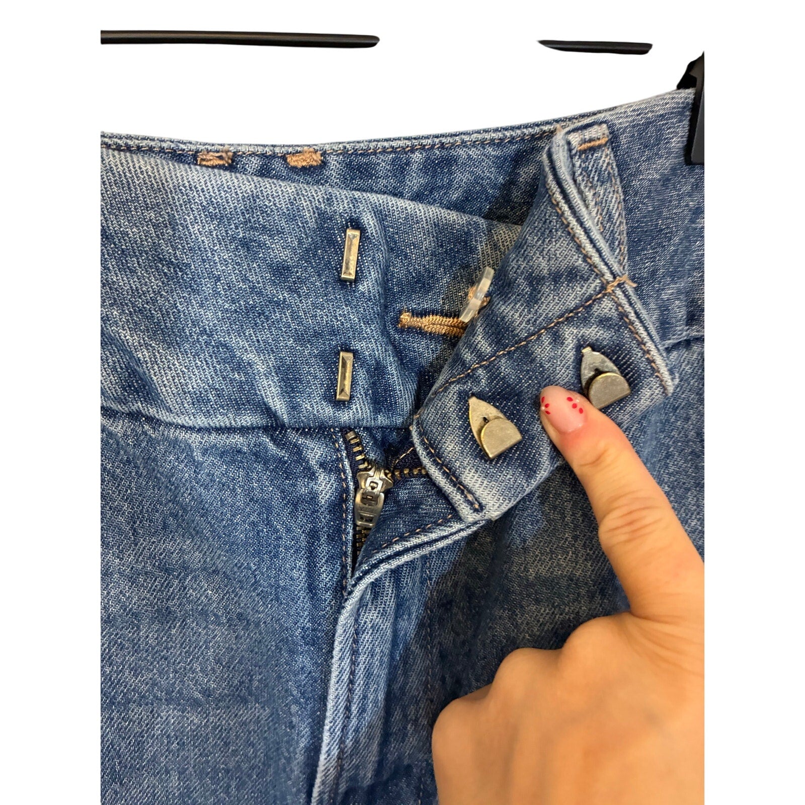 Express High Waisted Medium Wash Cowboy Denim Relaxed Wide Leg Jeans Barrel 4