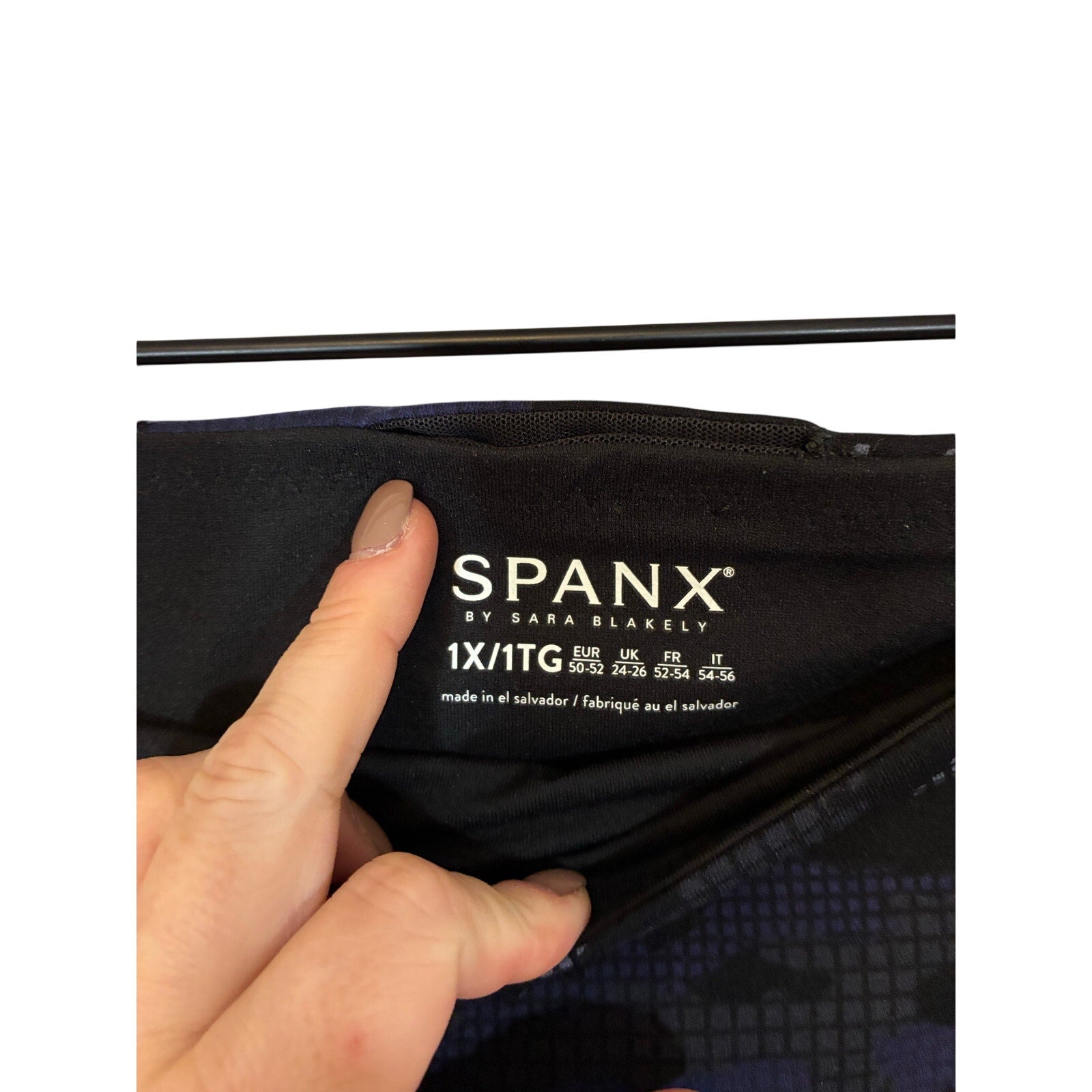 SPANX Womens Camo Print Active Leggings Blue/Black 1X Athleisure Normcore Gym