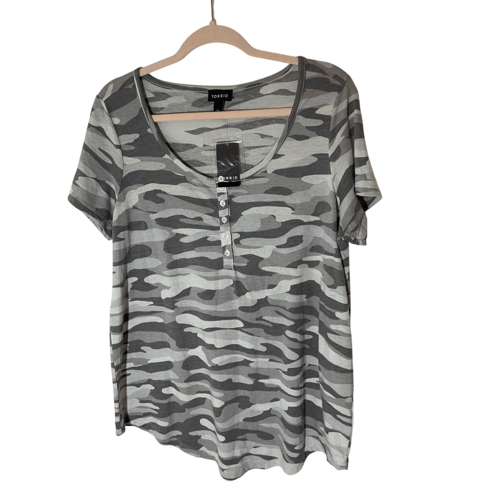 Classic Fit Vintage Burnout Camo Casual Collegiate Lounge Comfy V-Neck Tee