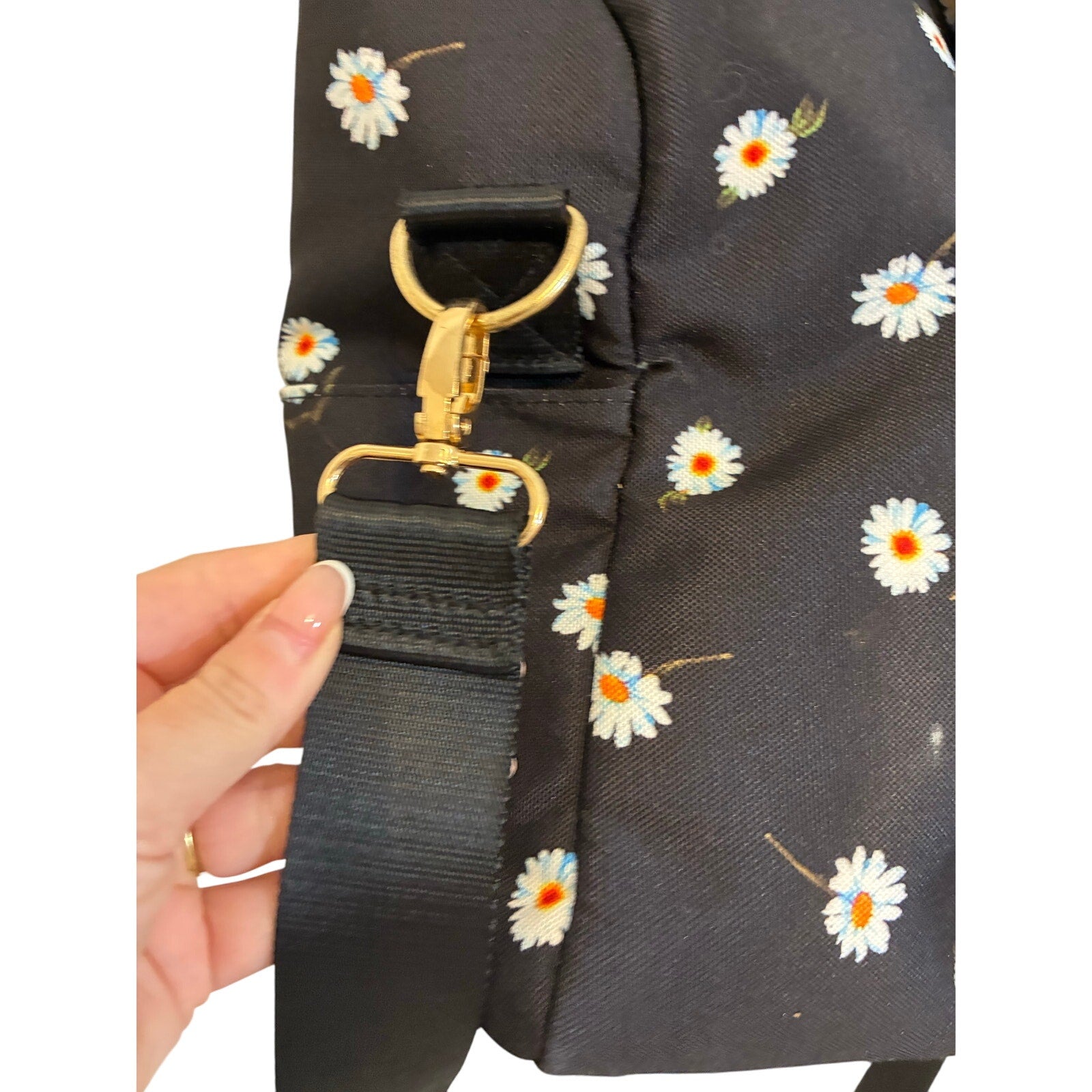 Alice + Olivia Daisy Print Duffel Bag Weekender Bag Traveling Loungewear Novelty