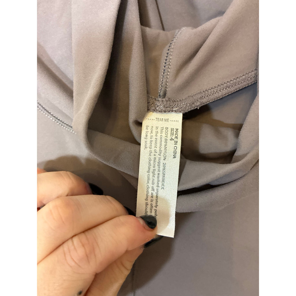 Taupe Gray Athletic Twist Front Top Women’s 4 Gorpcore Activewear Long Sleeve