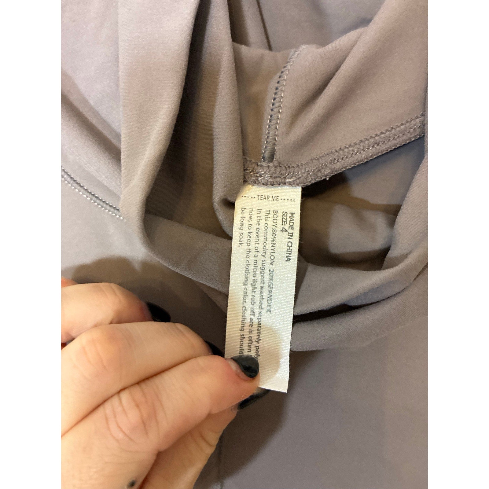 Taupe Gray Athletic Twist Front Top Women’s 4 Gorpcore Activewear Long Sleeve
