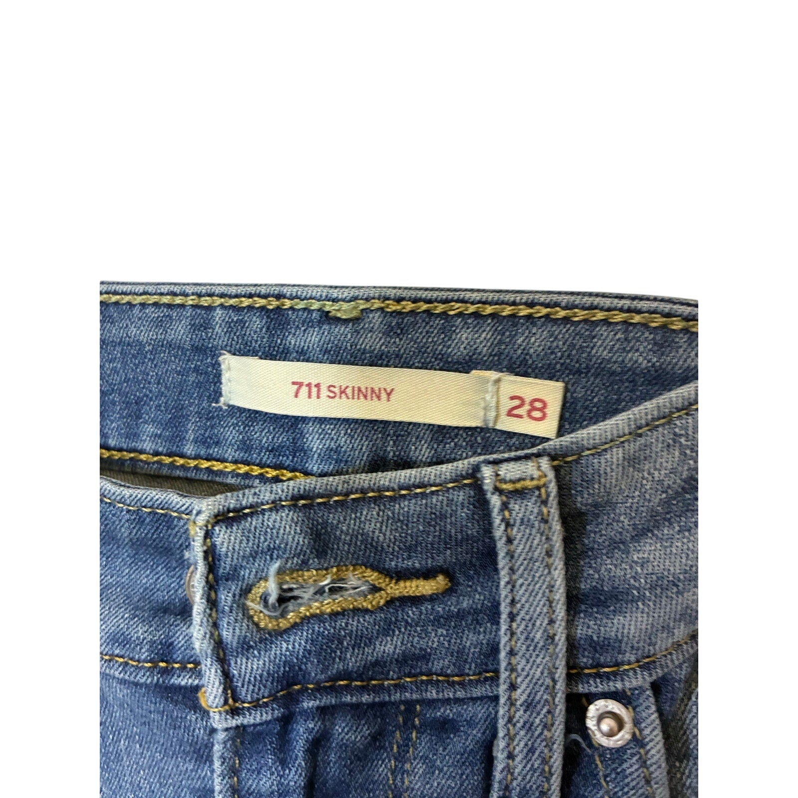 Levi’s 711 Skinny Jeans Women’s 28 Medium Wash Stretch Denim Minimalist Preppy