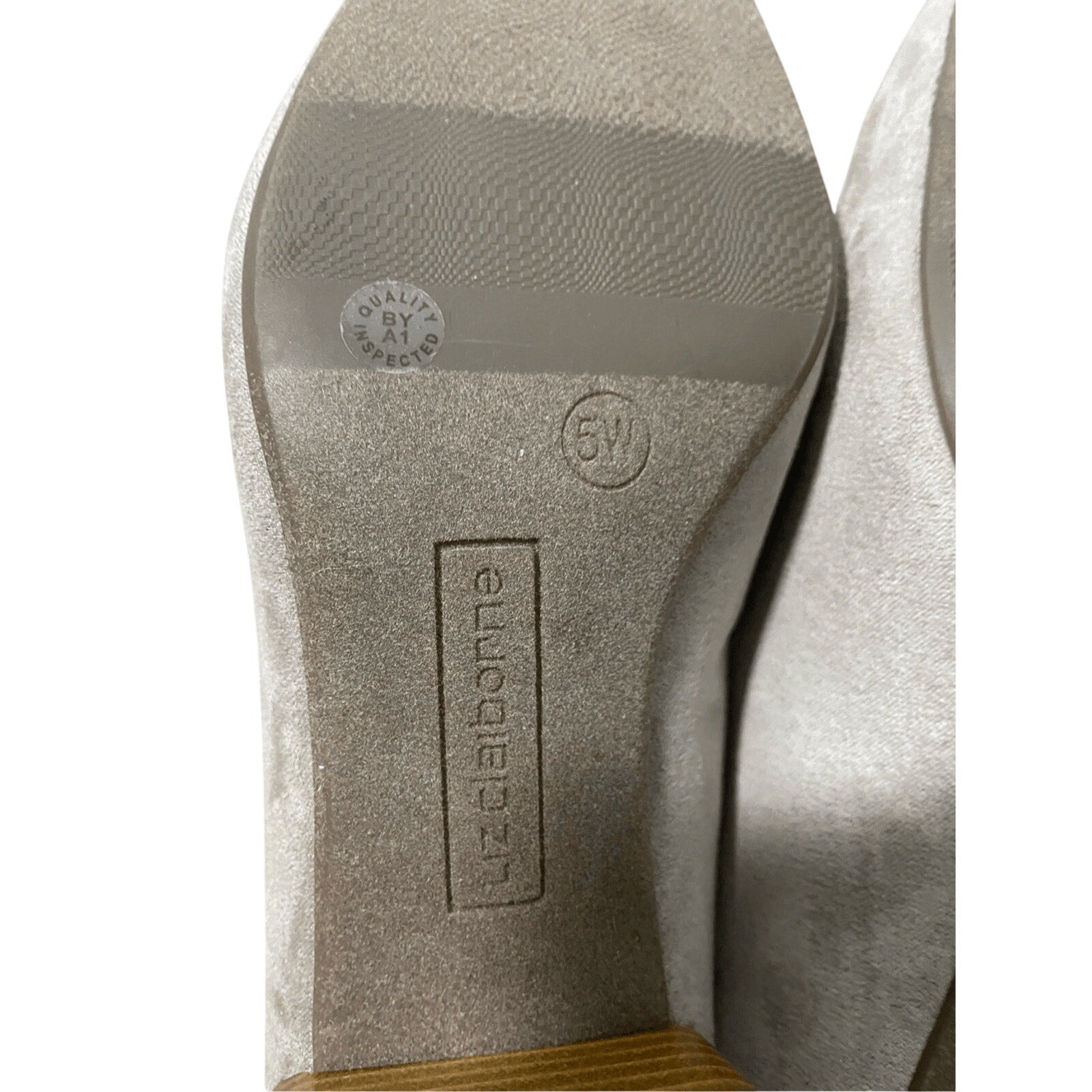 Liz Claiborne Faris Round Suede Block Heel Mute Gray Minimalist Preppy Academia