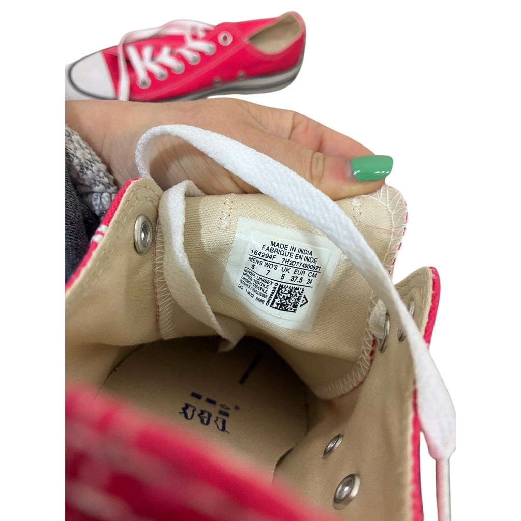 Converse Chuck Taylor All Star Low Strawberry Jam Pink Canvas Sneakers Women’s 7