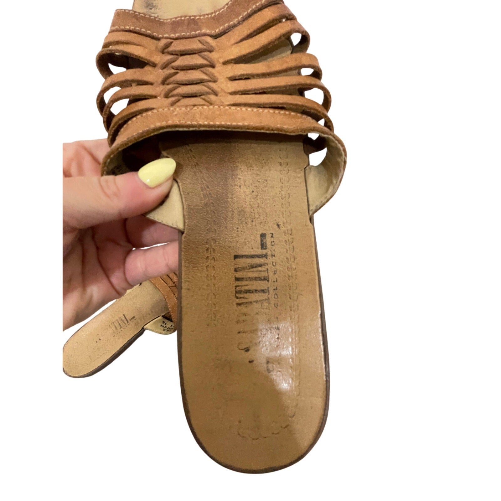 Santorini Leather Strappy Tan Neutral Preppy Minimalist 7.5 Sandals Slides EUC