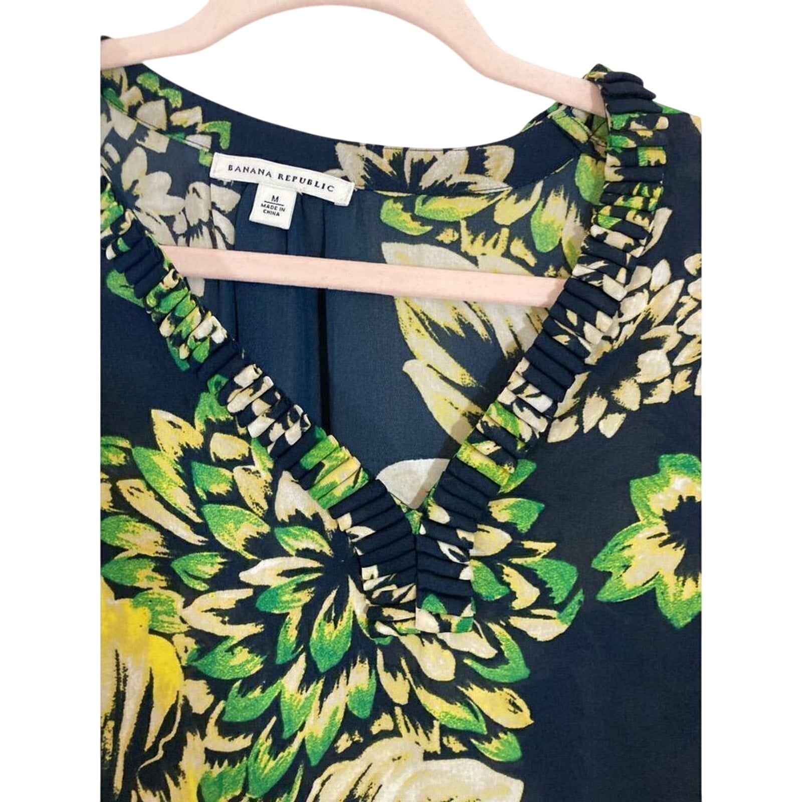 Banana Republic Floral Long Sleeve Bohemian Minimalist Coastal Grandma Blouse