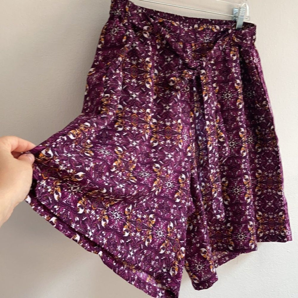 Ashley Stewart Paisley Boho Culotte Novelty Print Art to Wear Flowy Shorts