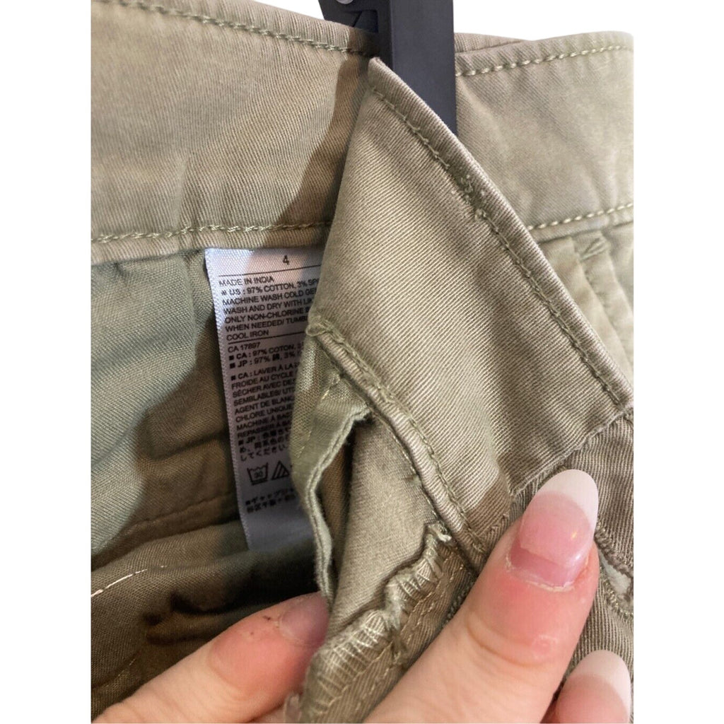 Banana Republic Women's Preppy Girlfriend Fit Bootcut SZ 4 Tan Slacks