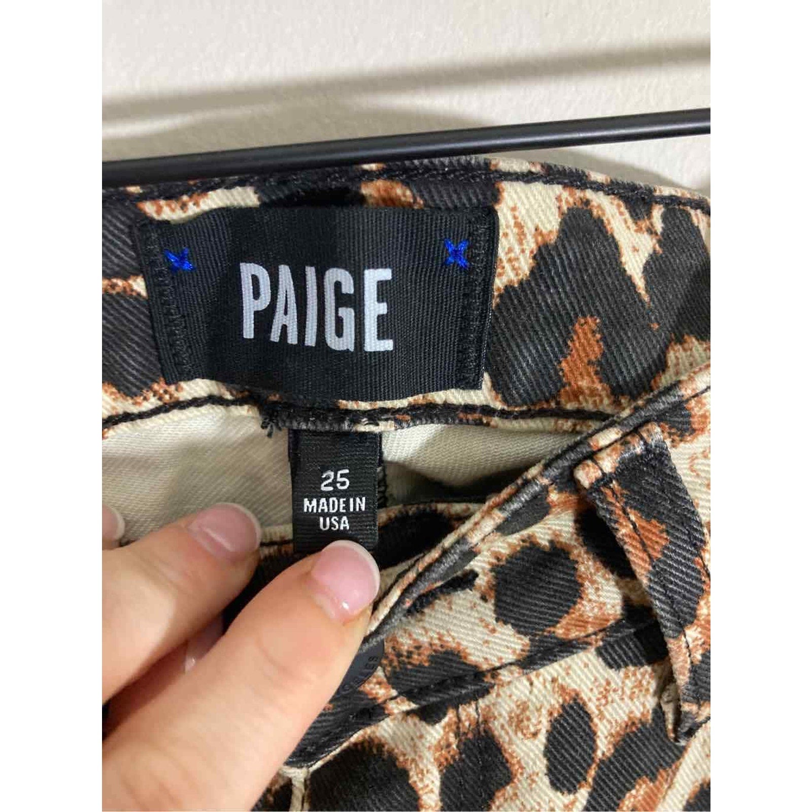 NWT Cheetah Print Paige Raw Hem Verdugo Ankle Mob Wife Mom Jeans