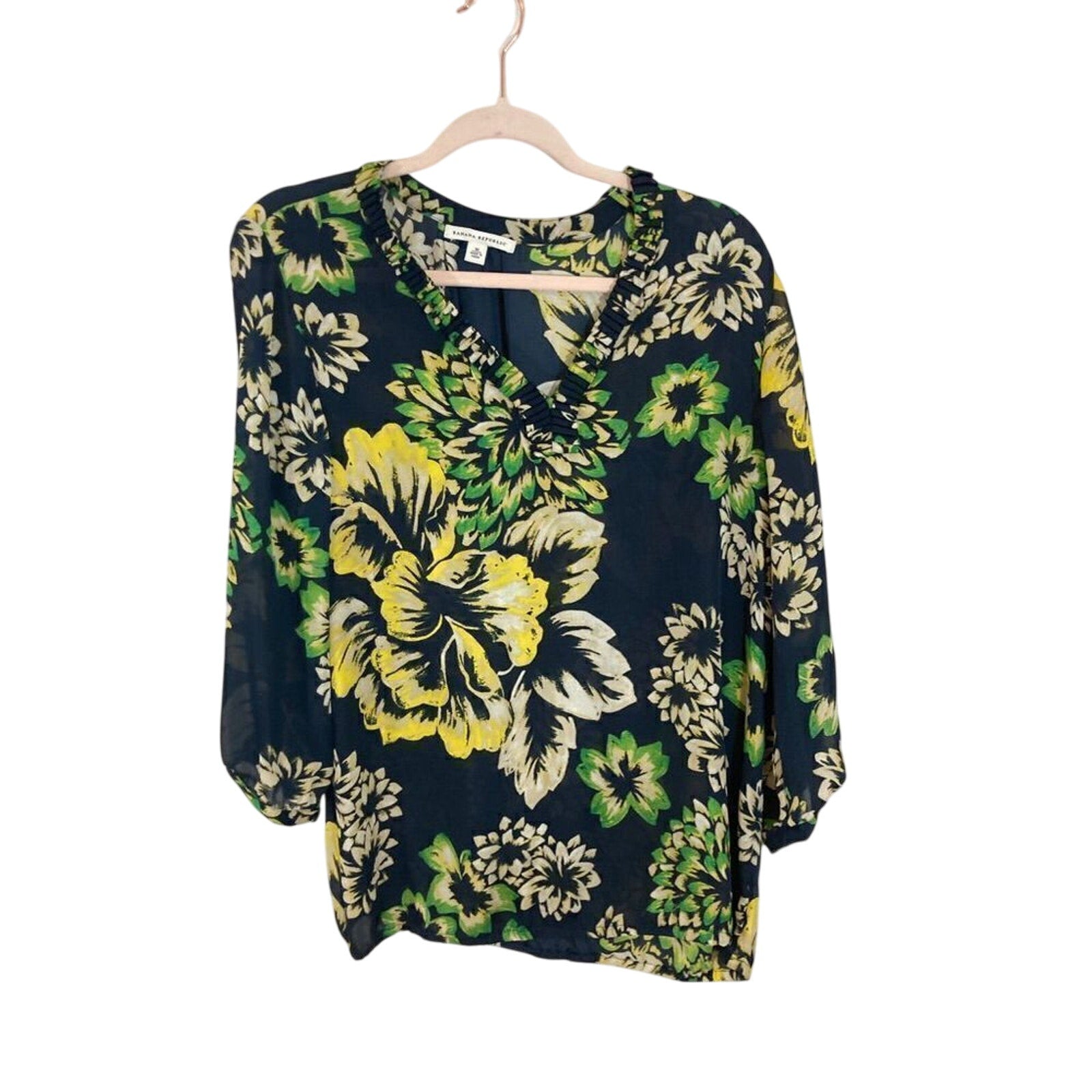 Banana Republic Floral Long Sleeve Bohemian Minimalist Coastal Grandma Blouse
