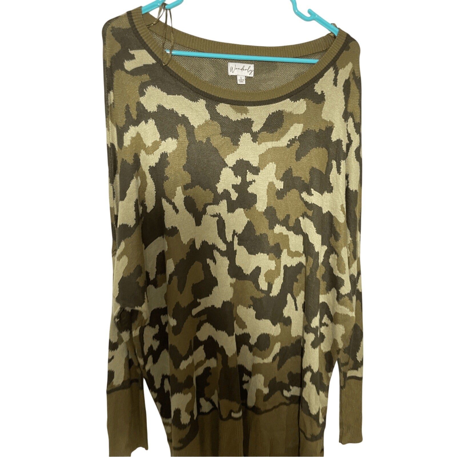 Wonderly Rayon Camouflage Large Women's Crewneck Sweater