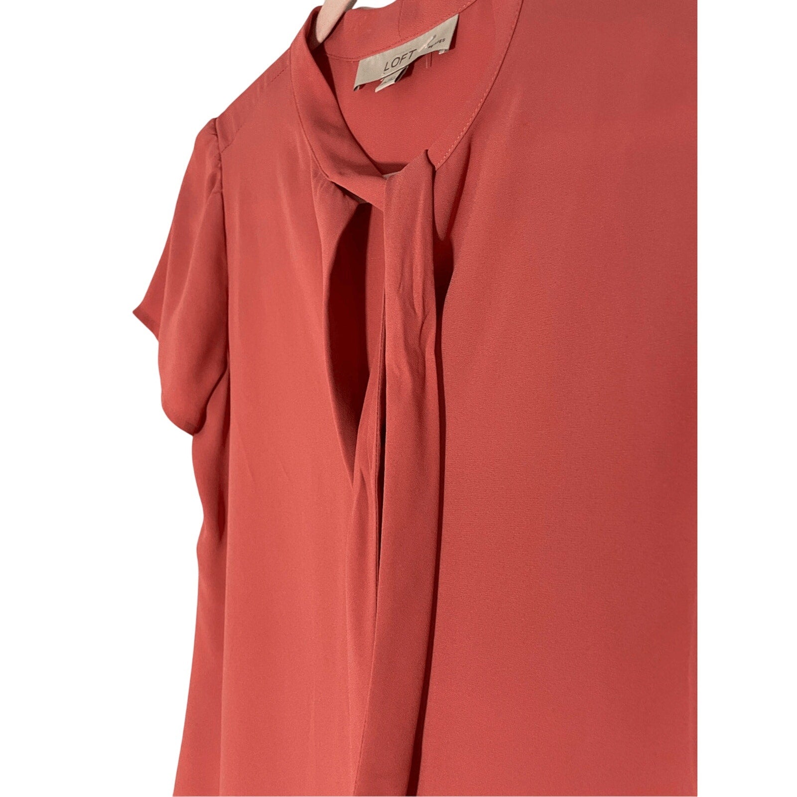 Loft XS Peach Front Button Up Blouse Short Sleeve Preppy Minimalist Babydoll