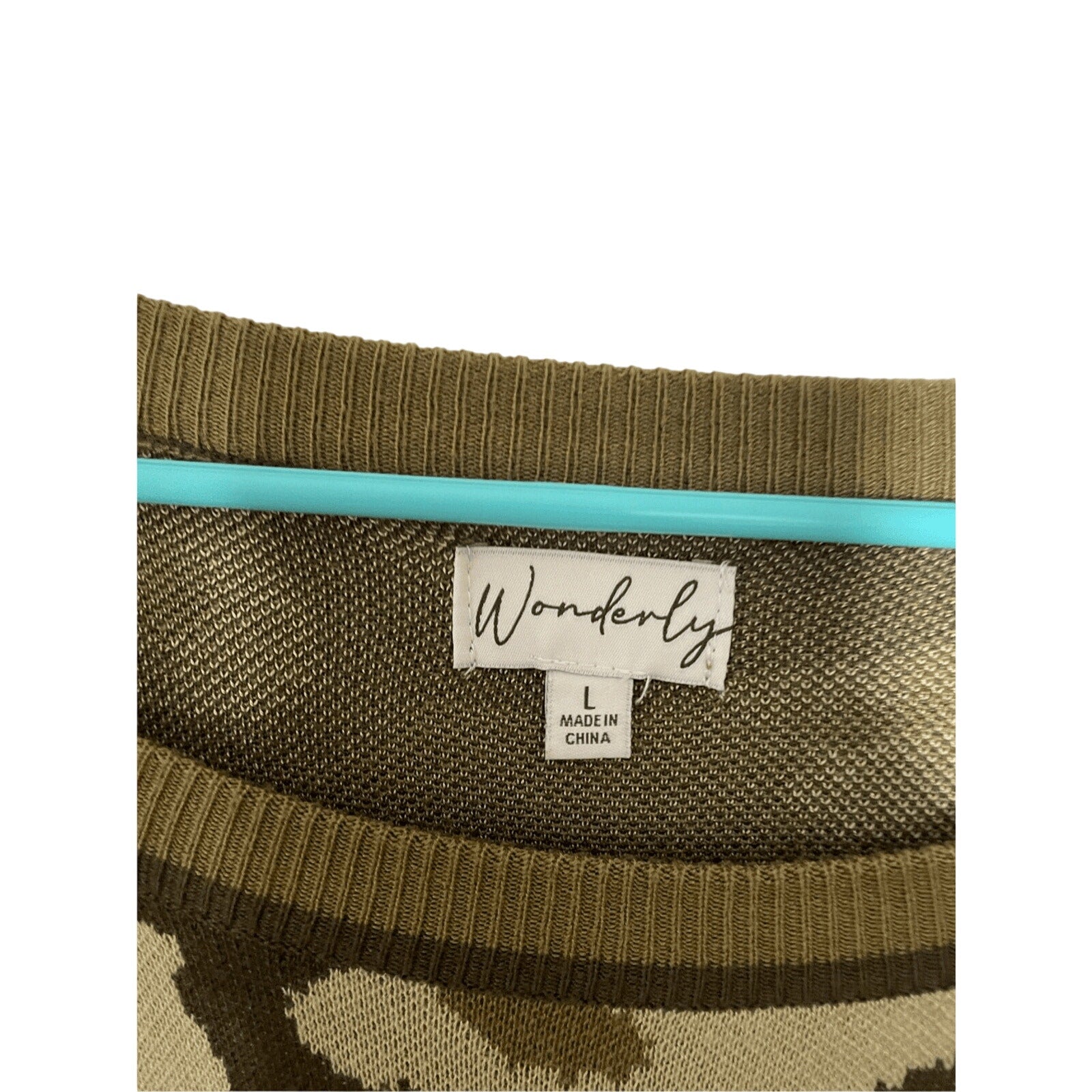 Wonderly Rayon Camouflage Large Women's Crewneck Sweater