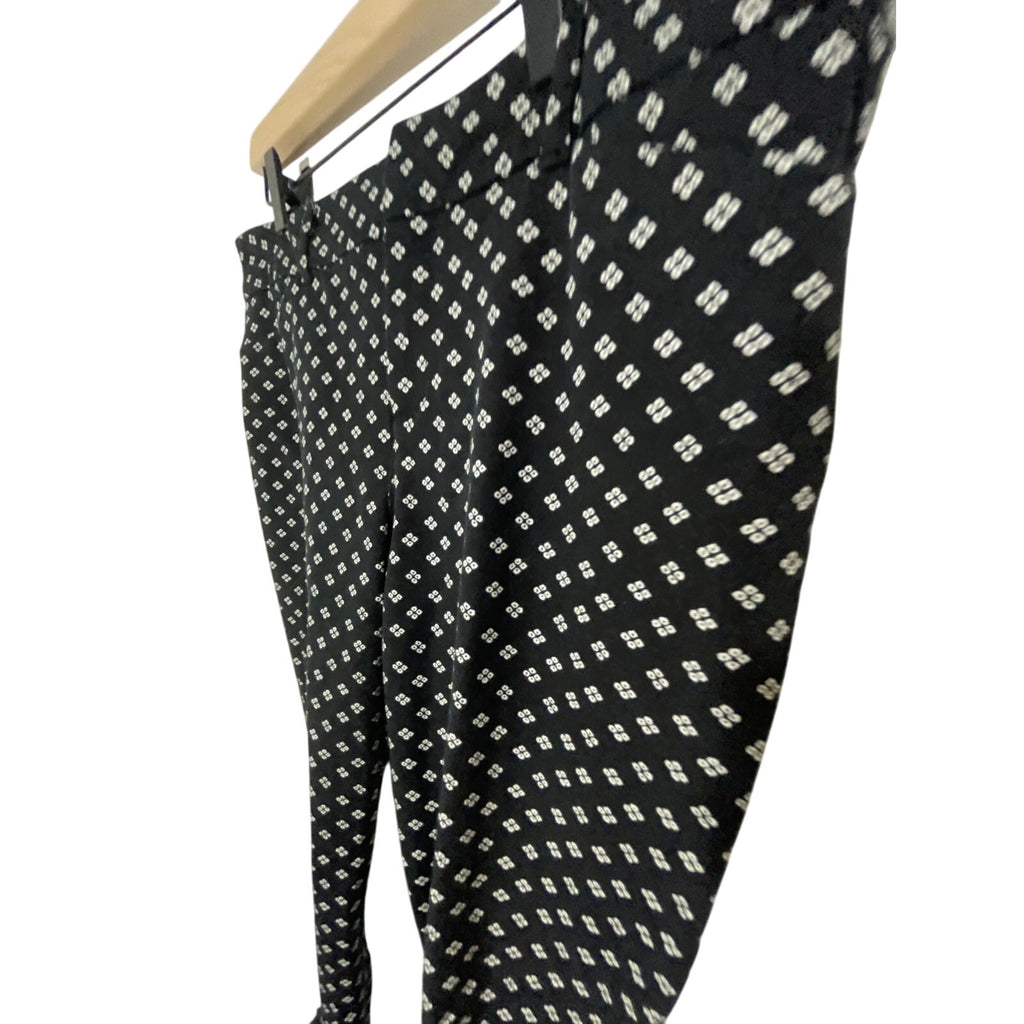 Old Navy Black Print Mid Rise Pixie Cut Work Chic Casual Networking Novelty 12