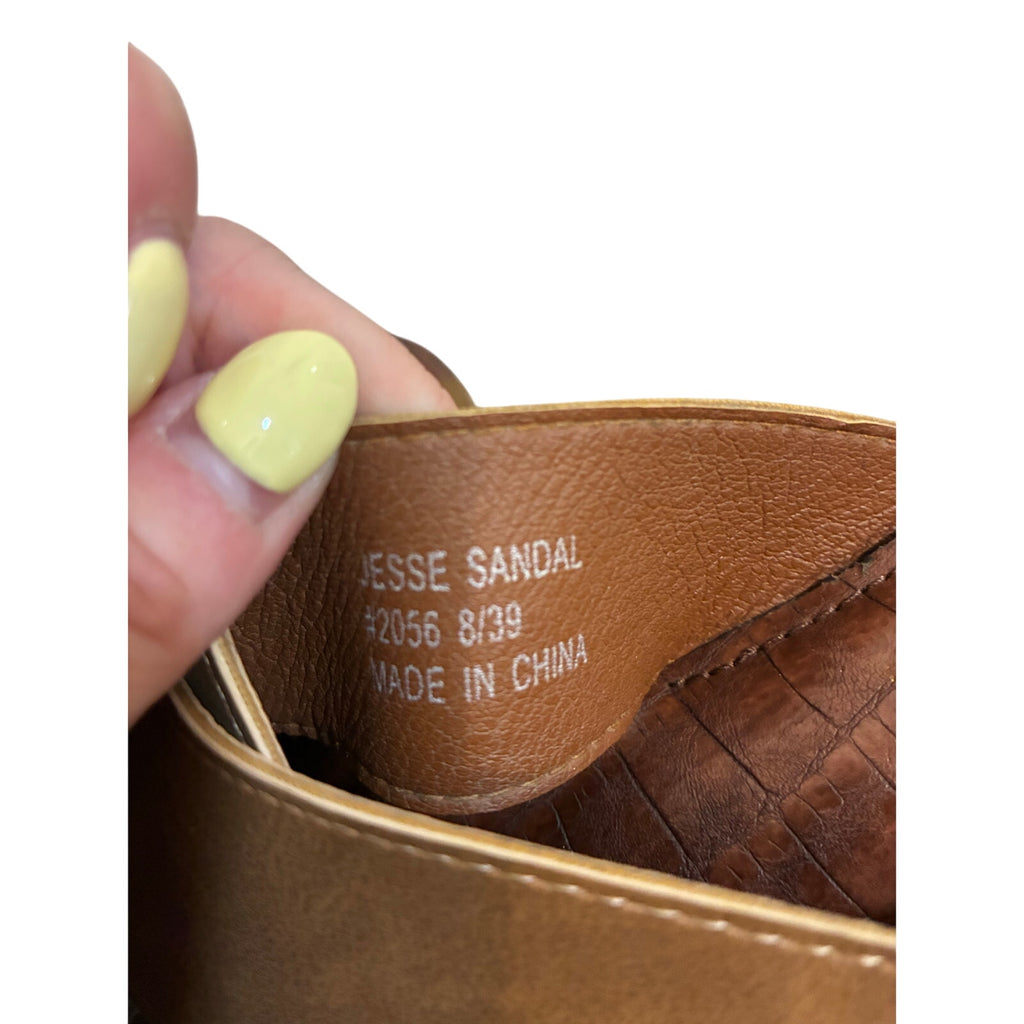 Seven7 Women's Jesse Brown Crisscross Slide Sandals Coastal Vacation Summer 8