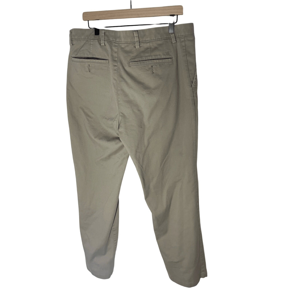 Dockers Men's Classic Fit Khaki Old Money Quiet Luxury Preppy Tan Slacks 36Wx32L