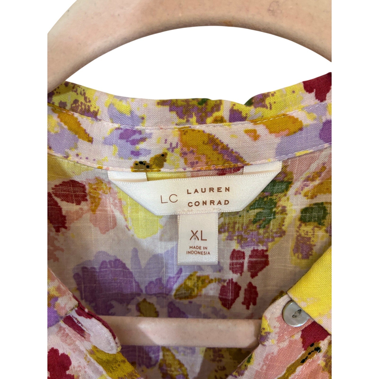 Lauren Conrad floral 3/4 sleeve button front spring summer top boho floral XL