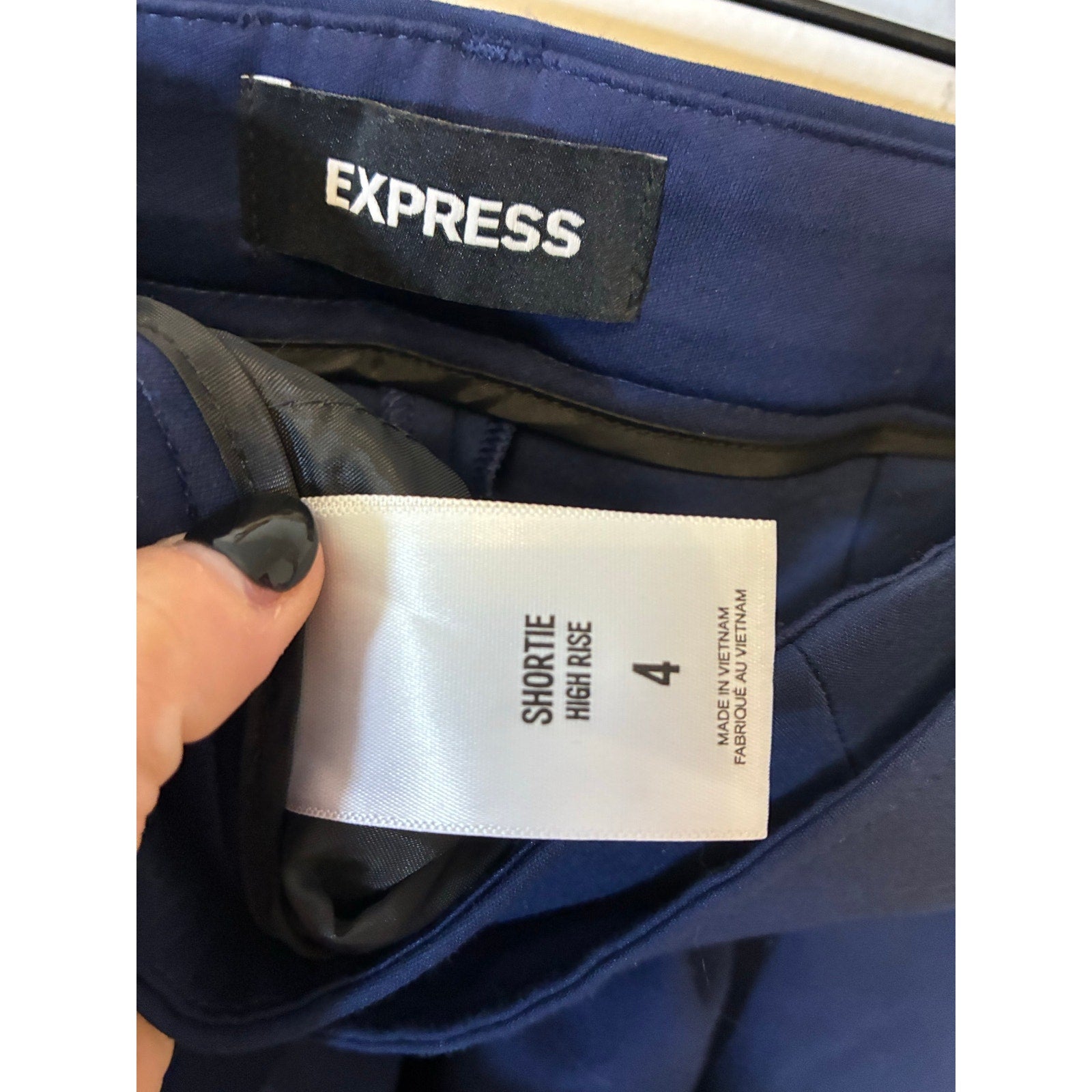 Express Navy Belted Shorts Women’s 4 Shortie High Rise Coastal Tailored Preppy