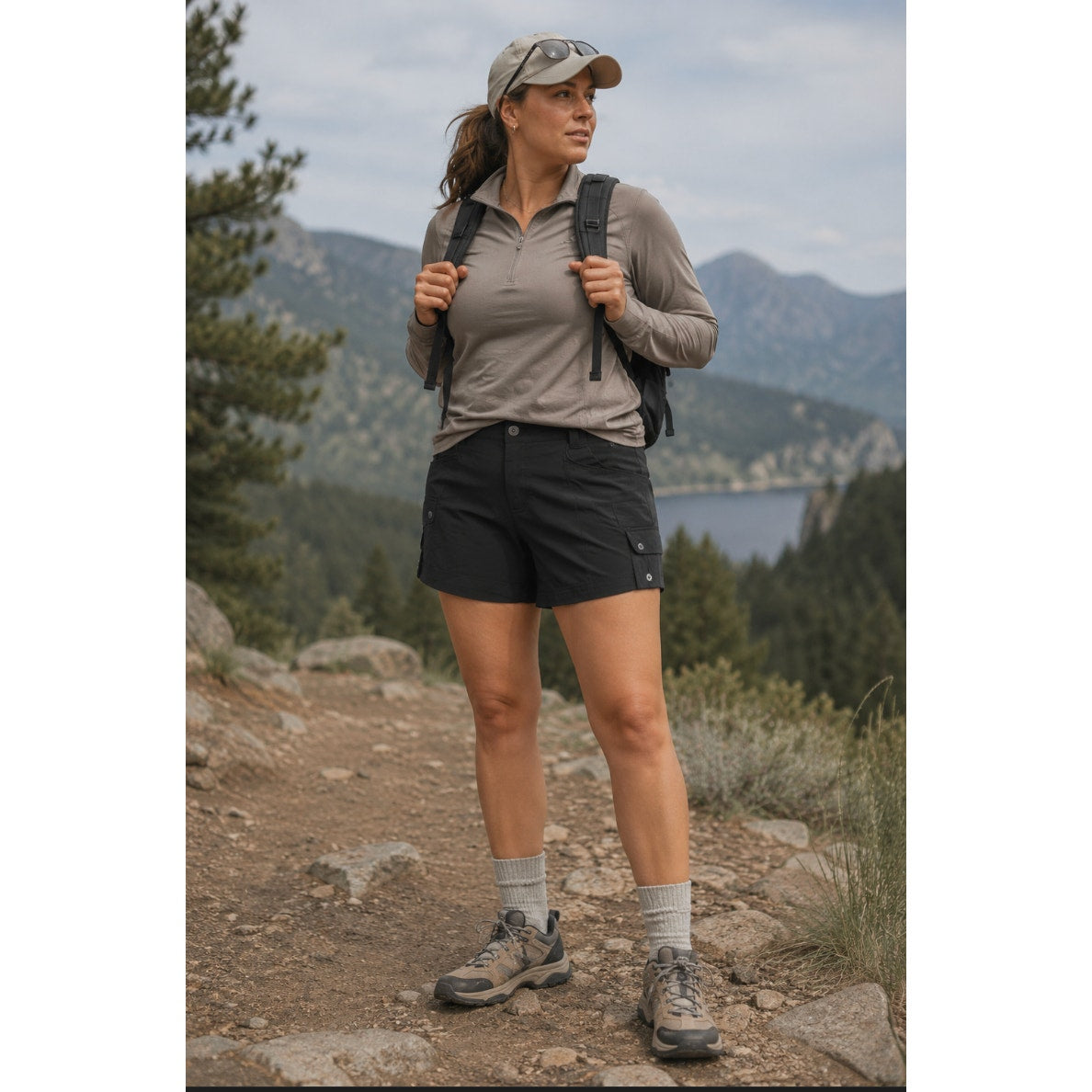 NWT Eddie Bauer Women's 12 T Gorpcore Utility Hiking Black Horizon Cargo Shorts